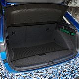 Der Kofferraum fasst zwischen 467 und 1.410 Liter