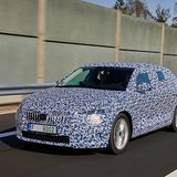 Beim Top-Infotainmentsystem ist der Monitor 9,2 Zoll groß