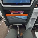 Genügend Beinfreiheit auf einem der 94 Plätze in der Premium Economy Class. In der Business Class gibt es 67 Sessel, die sich in flache Betten verwandeln lassen.