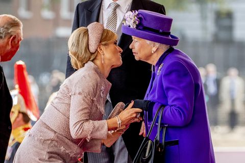 Máxima Queen Elizabeth II.