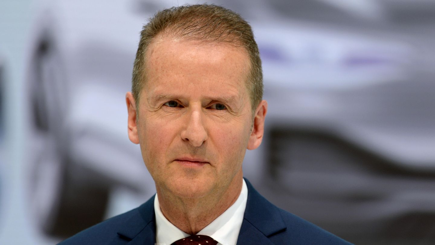 Kampfansage vom VW-Chef: Diess verspricht "Auto wie Tesla, aber halb so teuer"