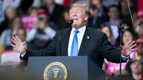 Briefbomben-Serie in USA: Donald Trump weist Mitschuld von sich - das lässt Hillary Clinton nicht auf sitzen