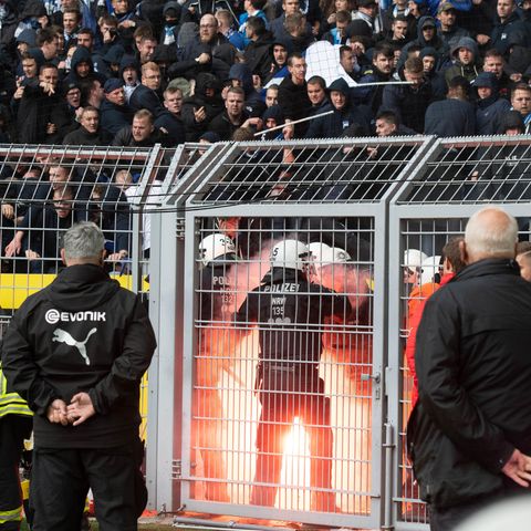 Ausschreitungen von Hertha-Fans im BVB-Stadion