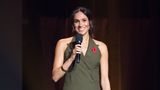 Zum Abschluss der Invictus Games hielt Herzogin Meghan eine Rede. Für diesen Anlass gönnte sie sich ein Designerkleid von Antonio Berardi und Pumps von Aquazzura. Der Preis für beides zusammen liegt bei 2256 Euro.