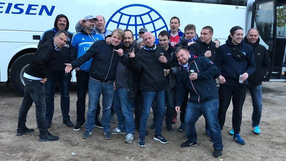 HSV-Fans auf der Auswärtsfahrt nach Magdeburg