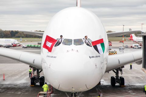 In Hamburg gelandet: Der Airbus A380 von Emirates