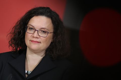 SPD-Chefin Andrea Nahles sucht nach neuen Themen, die die Partei aus dem Loch holen sollen