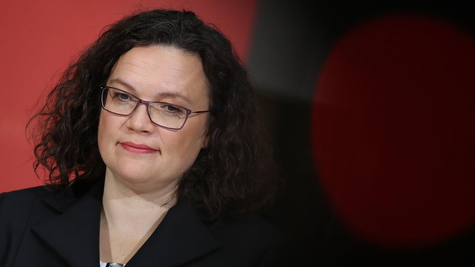 SPD-Chefin Andrea Nahles sucht nach neuen Themen, die die Partei aus dem Loch holen sollen