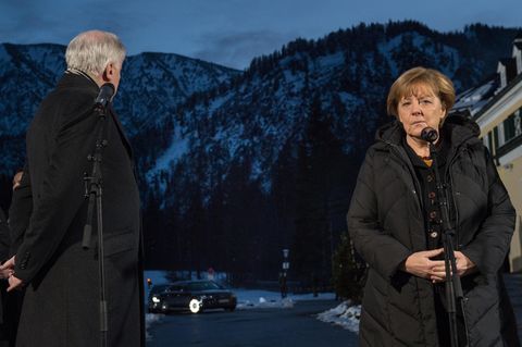 Die Zeichen stehen auf Abschied: Horst Seehofer und Angela Merkel 2016 bei einer Klausurtagung in Wildbad Kreuth