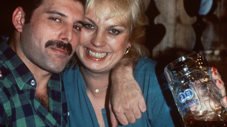 Freddie Mercury und Barbara Valentin