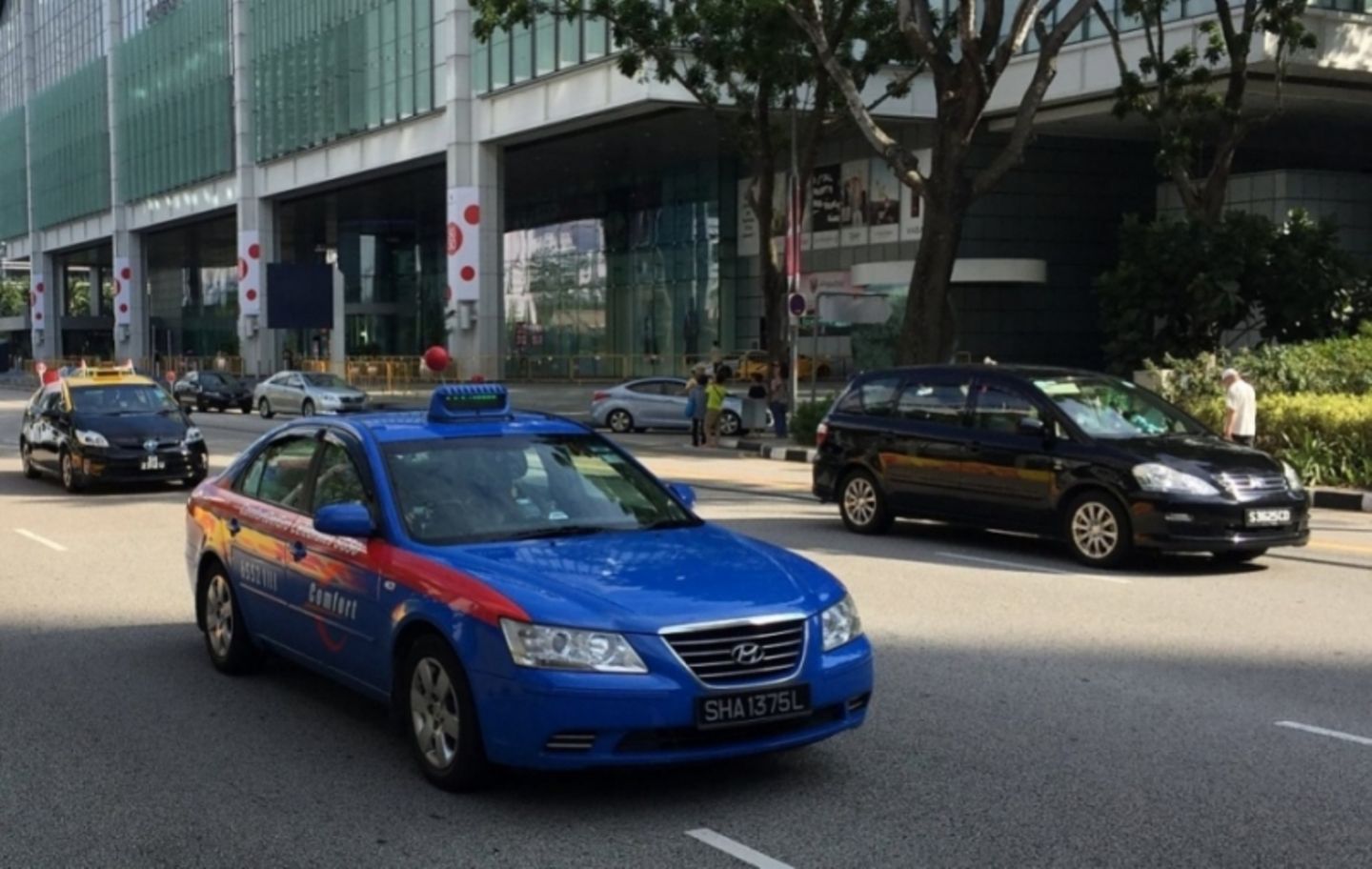 Taxis auf den Straßen von Singapur