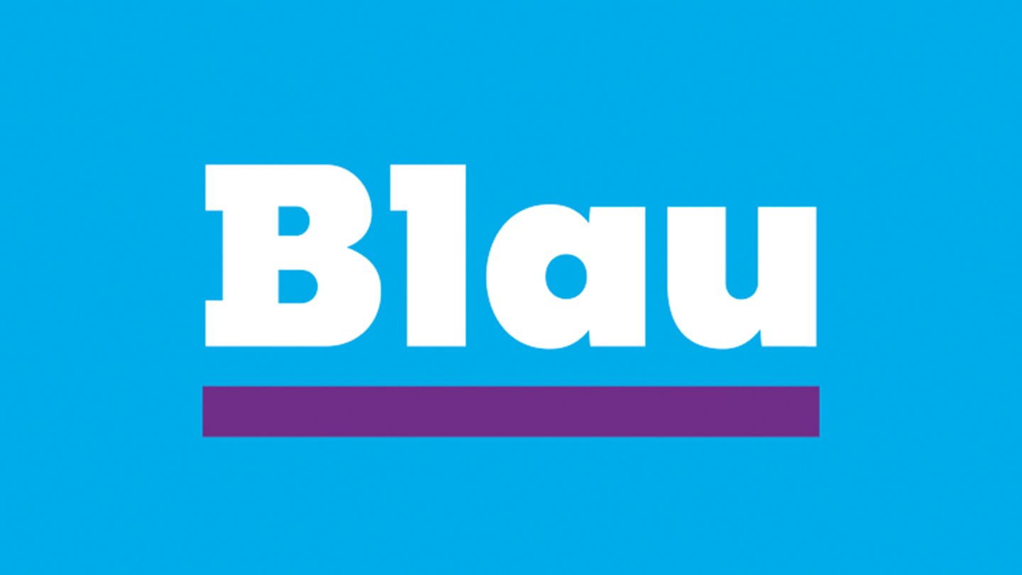 Blau  Die Hausmarke der Telefónica funkt - natürlich - im O2-Netz. Das LTE ist aber wie bei Alditalk auf 21,6 Mbit/s gedrosselt. Blau landet daher punktgleich mit Alditalk auf einem "befriedigenden" Gesamtwert.
