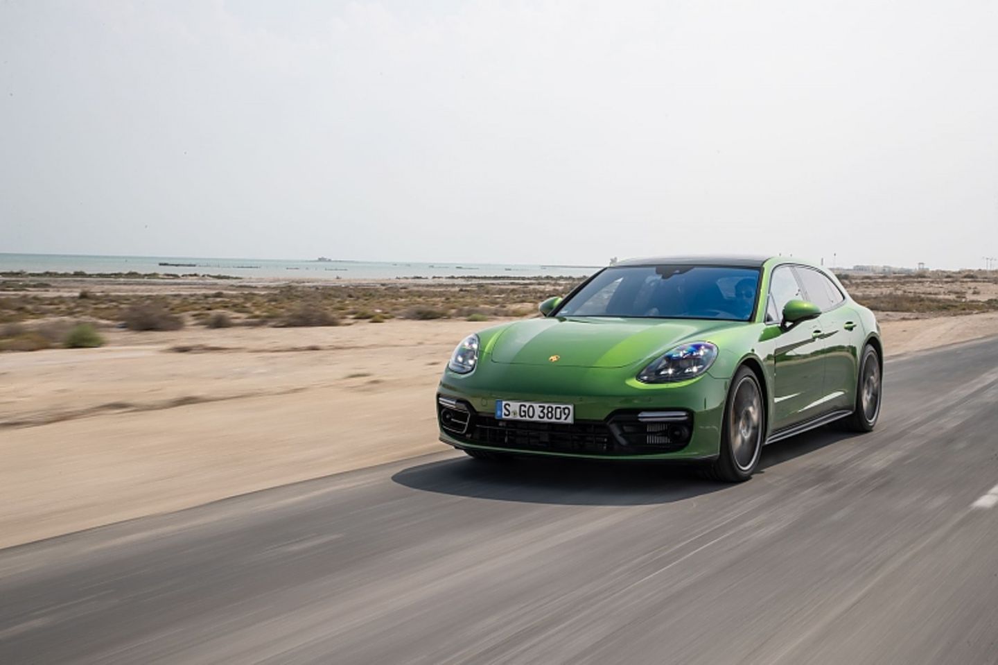 Der Porsche Panamera GTS ist bis zu 292 km/h schnell