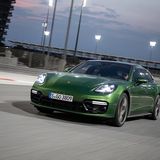 Dank der Hinterachslenkung ist der Porsche Panamera GTS ziemlich