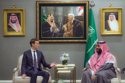 Jared Kushner (l.) bei einem Treffen mit Mohammed bin Salman