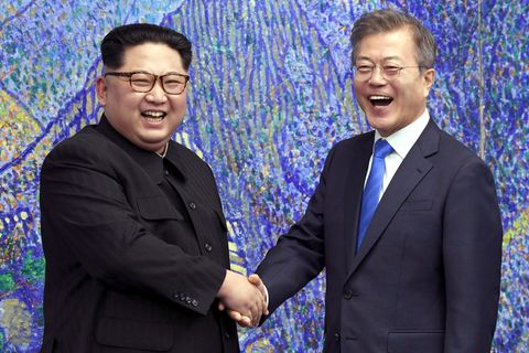 Nordkorea: Die koreanischen Staatsoberhäupter Moon und Kim Jong-Un