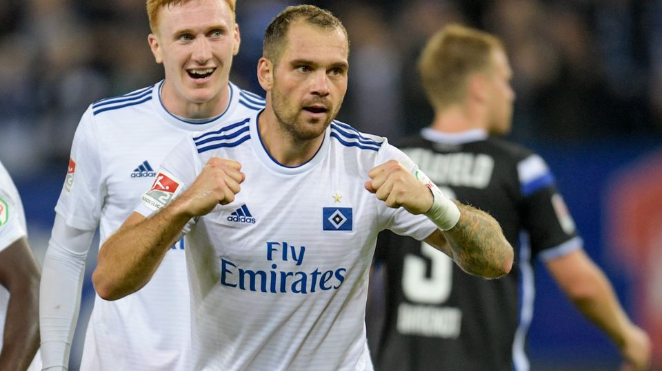 Pierre-Michel- Lasogga bei einem HSV-Spiel