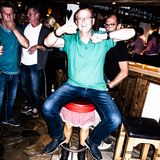 Ein echter Evergreen, auf der Dorf Alm nachts um halb eins, sehr sicher blau. 