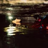 Ein Bad in der Elsach: Bei neun Grad läuft’s einem kalt den Rücken runter.