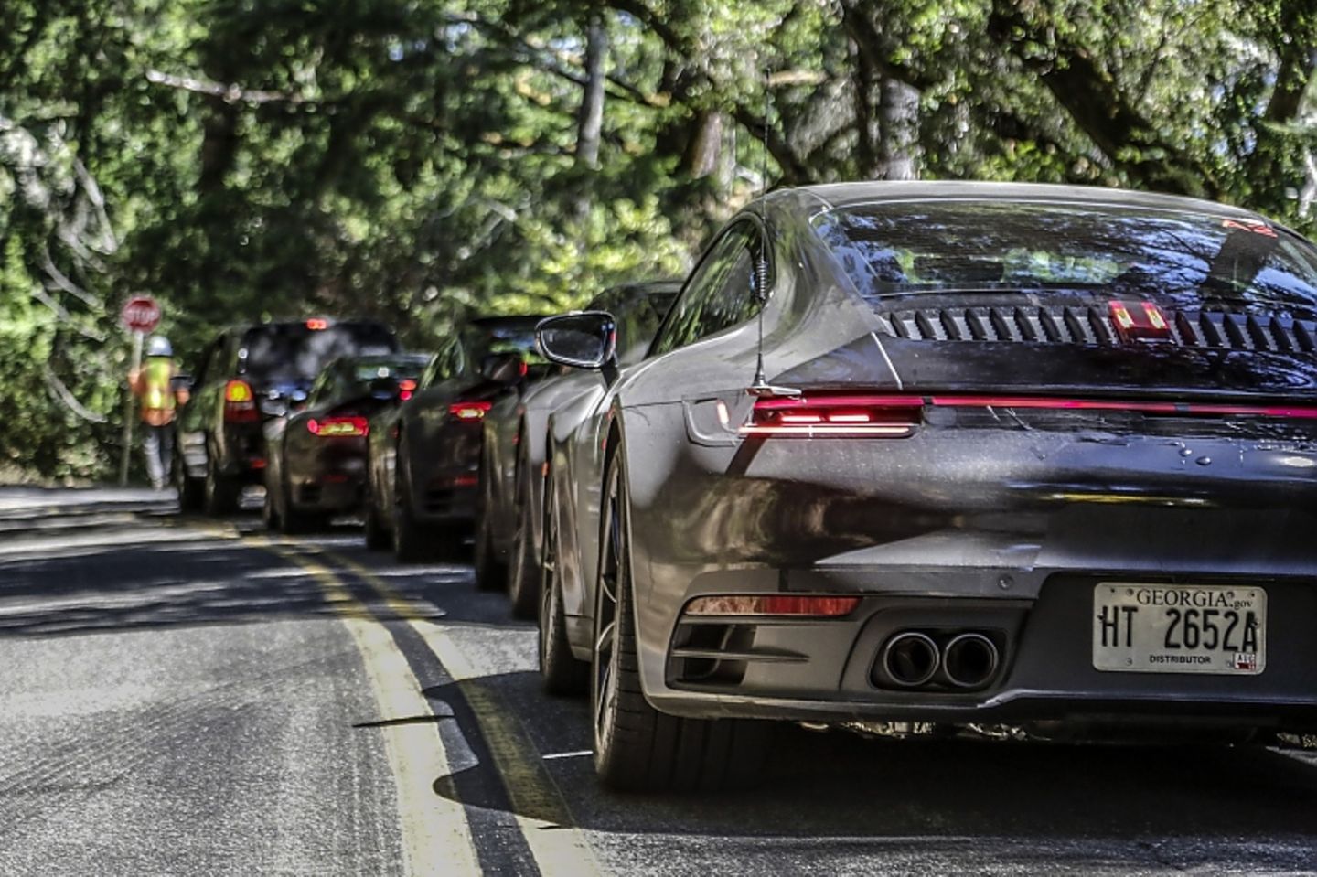 Porsche 911 der Baureihe 992 - zumeist sind die Erprobungsträger in Kleingruppen unterwegs