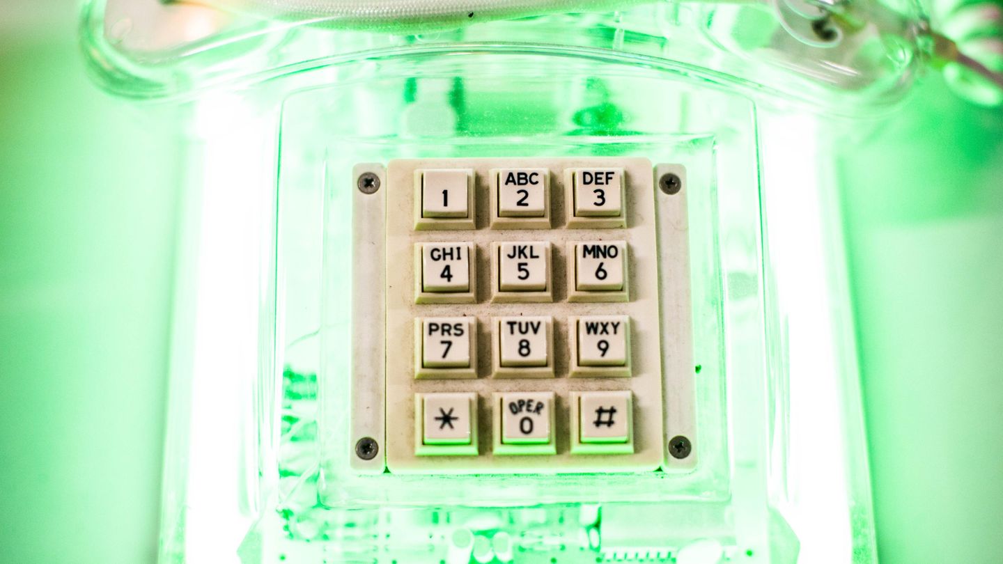 Neunziger und Nullerjahre: Telefone Neunziger und Nullerjahre: Telefone