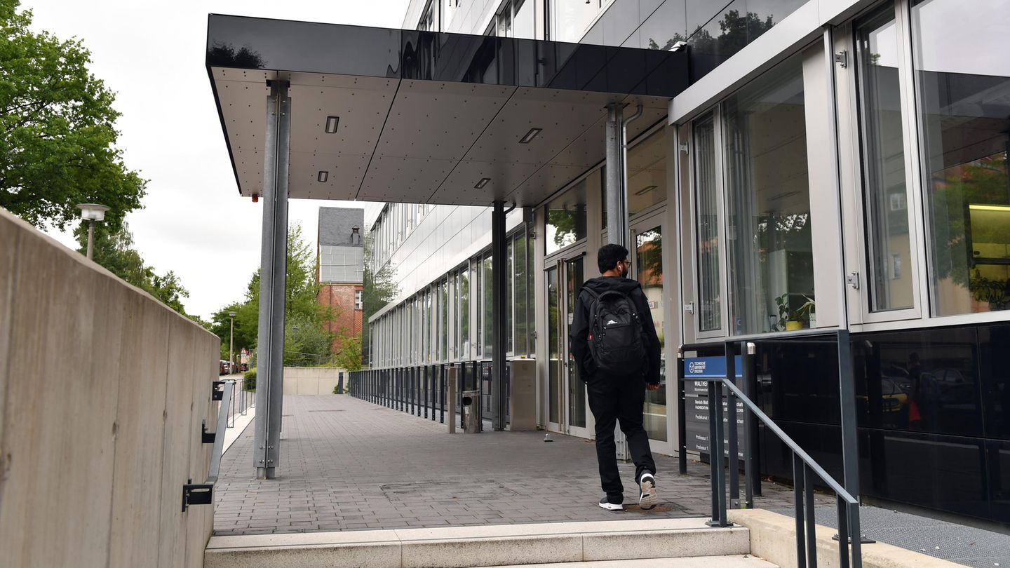 Tinder: Technische Universität Dresden