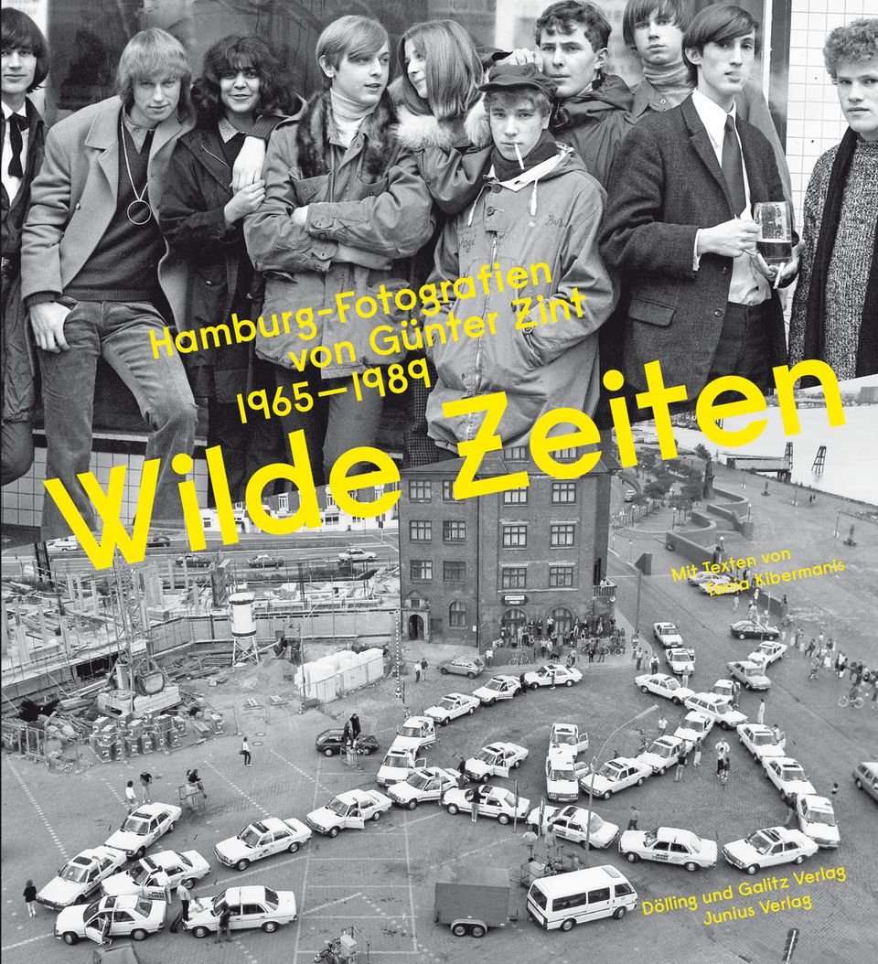 "Wilde Zeiten: Hamburg-Fotografien von Günter Zint 1965–1989", mit Texten von Tania Kibermanis, Dölling und Galitz Verlag/Junius Verlag, 256 Seiten, 49,90 Euro. Hier bestellbar.