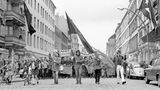 "Wilde Zeiten" Demonstranten als Che Guevara verkleidet