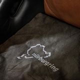Immer dabei: Das Nürburgring-Sitzkissen