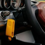 Gelb ist Yousef Fittianis Lieblingsfarbe - selbst der Schlüsselanhänger erstrahlt in diesem Farbton