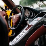 Yousef gestaltet sich das Cockpit nach seinen Wünschen