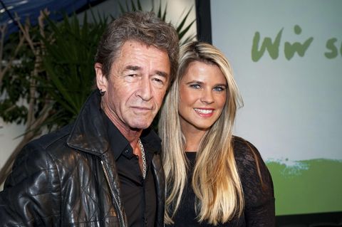 Seit Ende 2015 ist Peter Maffay mit der 38 Jahre jüngeren Lehrerin Hendrikje Balsmeyer liiert - nun wurden die beiden sogar Eltern einer Tochter. Das bestätigte das Management des 69-Jährigen. Demnach wurde das Kind in Bayern geboren. Maffay besitzt ein Haus am Starnberger See.