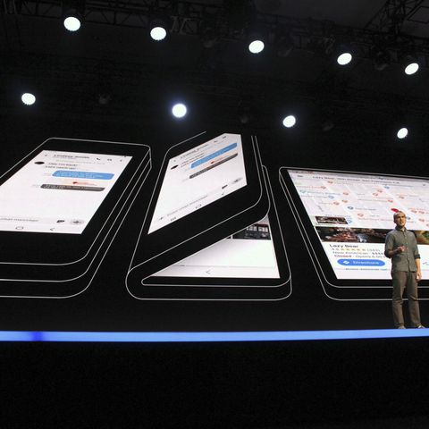 Auf der Bühne zeigte Samsung sein Infinity Flex Display