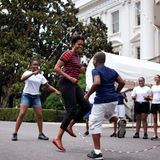 Michelle Obama beim Seilspringen