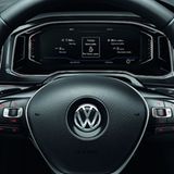 Der VW Virtus hat digitale Rundinstrumente