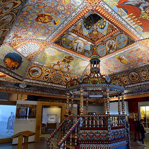 Im Jüdischen Museum Warschau steht der Nachbau des Gewölbes der hölzernen Synagoge von Gwoździec