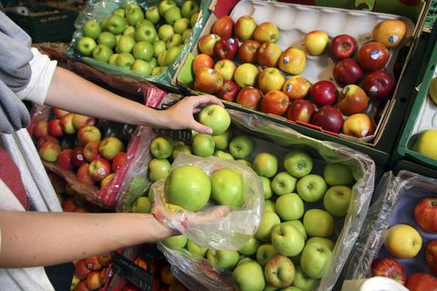 Äpfel im Supermarkt