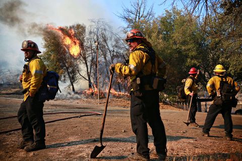 Feuerwehrleute beim Kampf gegen die Brände in Kalifornien