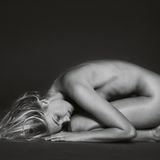 Die Schwedin Elsa Hosk gehört bereits seit 2011 zur Garde der Victoria's Secret Models. In diesem Jahr durfte sie das teuerste Teil der Show, den sogenannten Fantasy Bra, präsentieren. Diese Aufnahme von Russell James entstand im Jahr 2014.