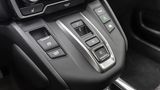 Der Honda CR-V Hybrid kommt ohne Wahlhebel für eine Automatik aus
