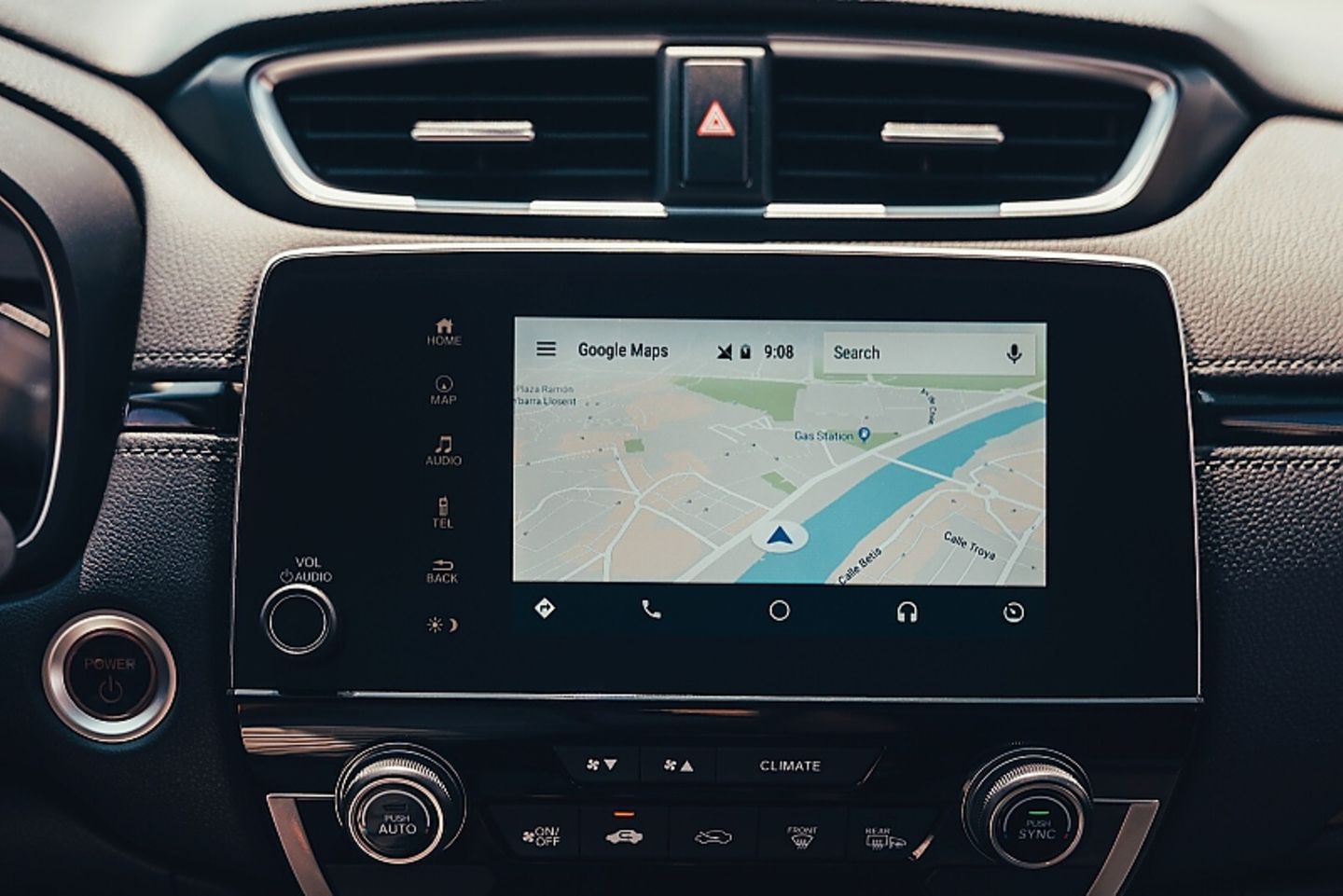 Das Cockpit des Honda CR-V Hybrid ist informativ und übersichtlich