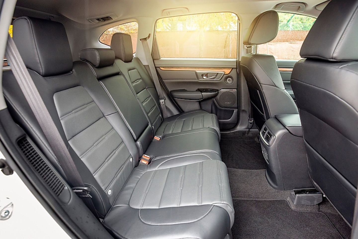 Auch hinten ist viel Platz im Honda CR-V Hybrid