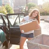 Ein Umzug beeinflusst nicht den Versicherungsbeitrag  Irrtum – ein Umzug kann die Höhe des Beitrages sogar gleich zweimal beeinflussen. Zuerst wechseln sie die Regionalklasse. Wenn im neuen Zulassungsbezirk mehr Schäden verursacht werden als im alten, wird die Versicherung teurer. Darüber hinaus können sich sogar Wohnlage und der Straßenzug auf die Berechnung auswirken.