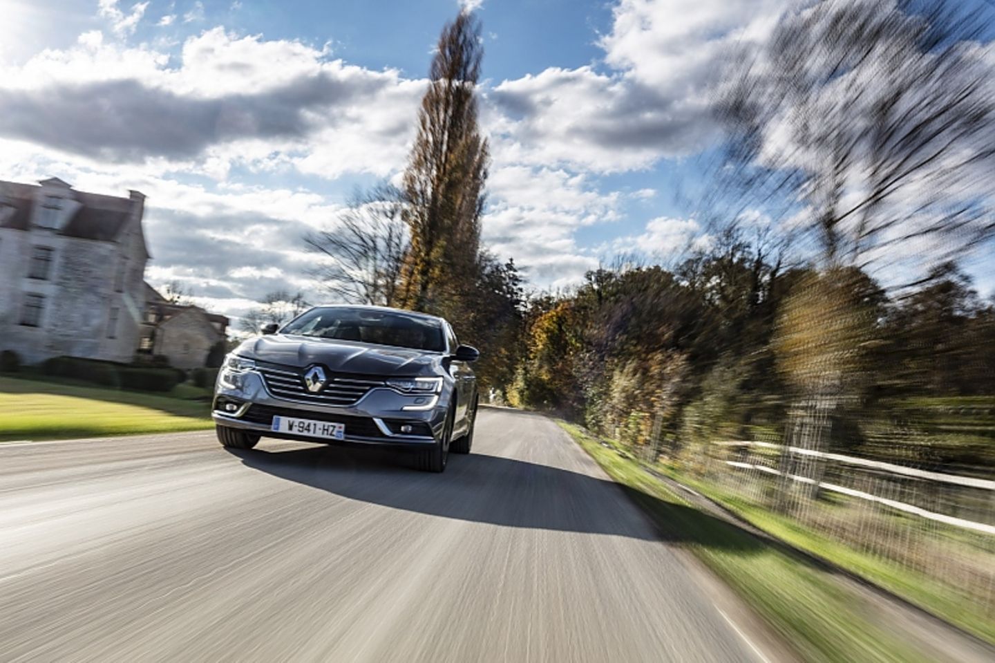 Der Renault Talisman TCe 225 EDC FAP ist bereits erhältlich