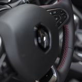 Der Rhombus ziert das Lenkrad