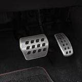 Die gelochten Pedale vermitteln Sportlichkeit