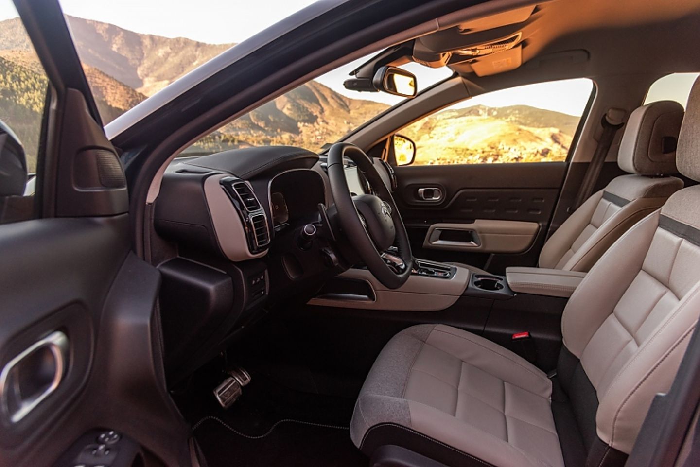 Citroen C5 Aircross Blue HDI 180 - bequeme Sitze