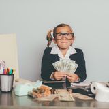 4. Das Steinzeitgehirn musste sich nicht damit auseinandersetzen, wie man Geld am besten anlegt. Die Börsentauglichkeit unserer Gehirne entwickelt sich dementsprechend noch.