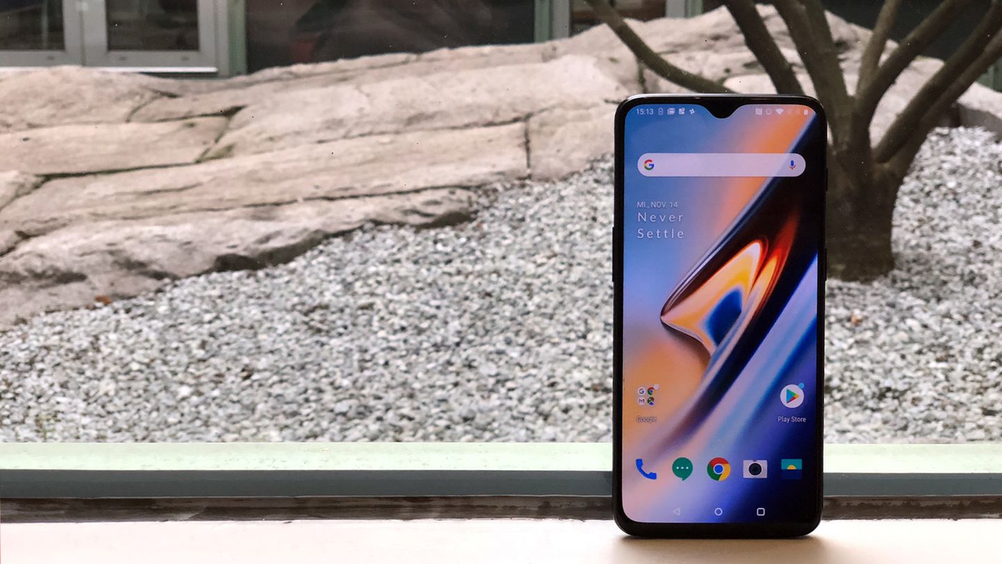 Das Oneplus 6T kombiniert schickes Design mit guter Technik und einem starken Preis.