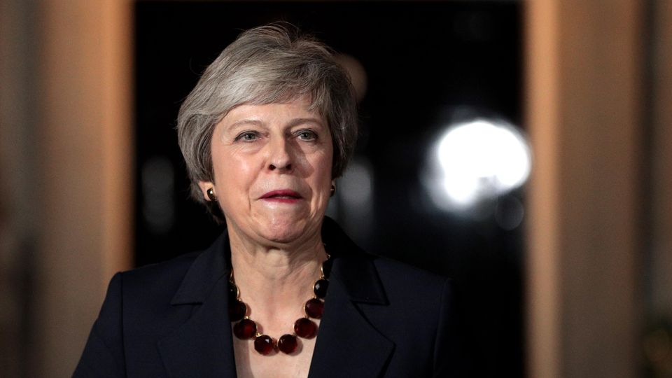 Das britische Kabinett billigte die Brexit-Pläne von Theresa May